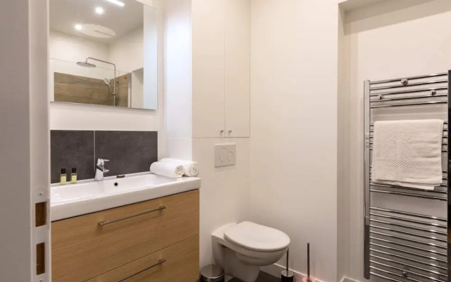 Cosy 1-bedroom Apartment Near the Invalides