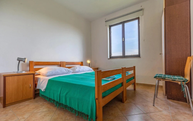 Amazing Home in Medulin With 7 Bedrooms and Wifi