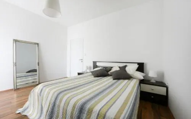 Apartment Becca