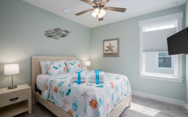 225 Sands St Stella Marina