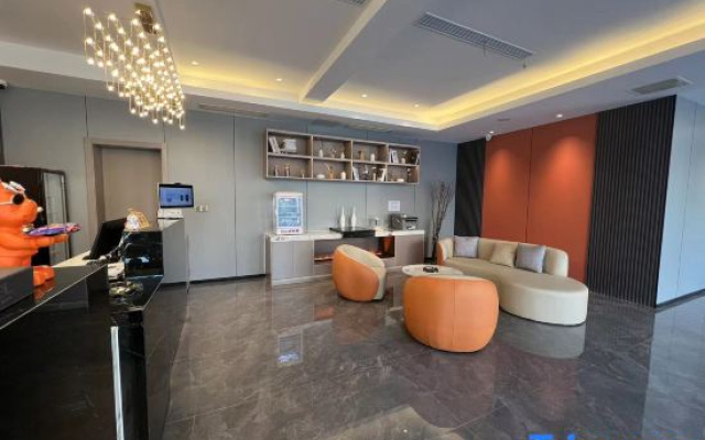 Zhangjiagang Manjin Hotel (Mambat Shopping Plaza Branch)