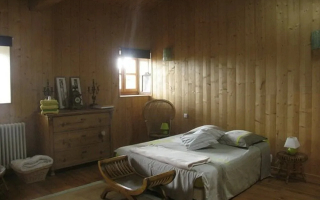 Chambres d'Hôtes La Cardère