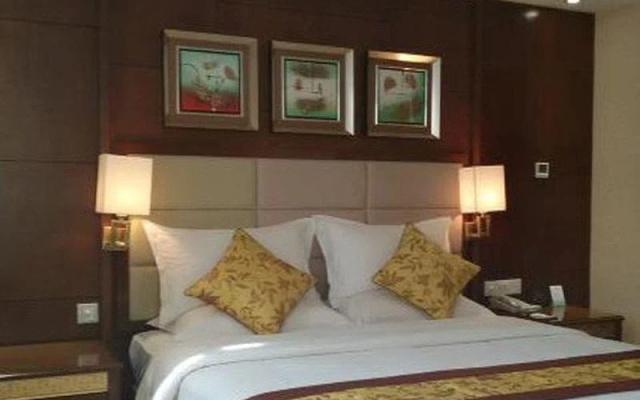 CYTS Shanshui Fashion Hotel (Chibi Xinjiekou Commercial Street)