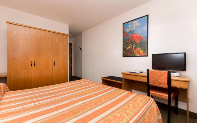 Hotel Alpina