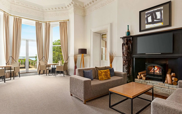 Trenython Manor Hotel & Spa