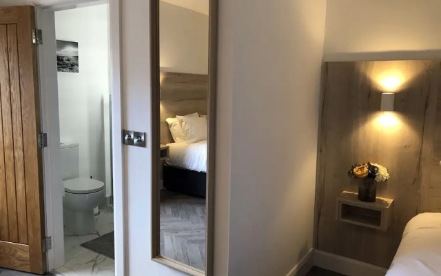 McNaughton Guestrooms