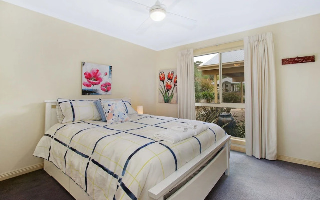 Alpine Vista - Short walk to town centre
