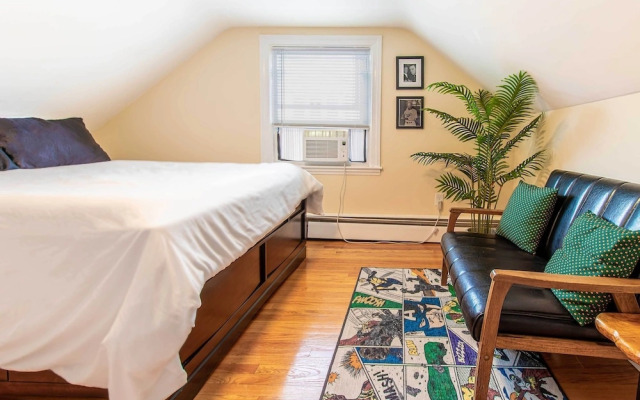 Pet-friendly Cranston Home w/ Fire Pit & Bbq!