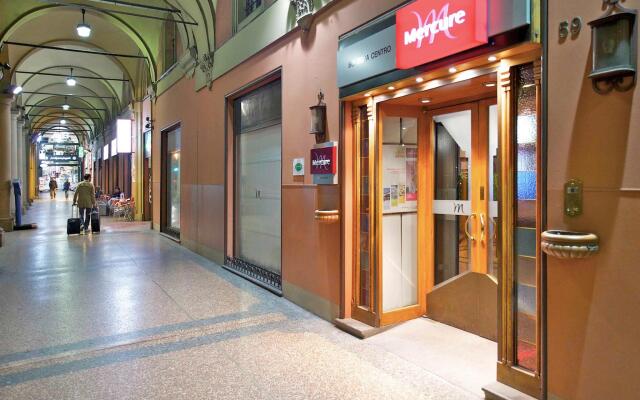 Отель Mercure Bologna Centro Болонья вид на фасад