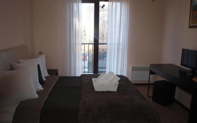 Lili Guest House