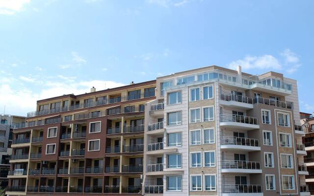 Dune Beach Boutique Hotel Поморие вид на фасад