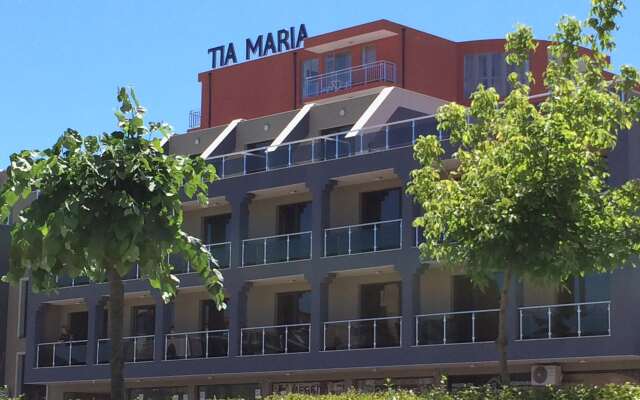 Hotel Tia Maria вид на фасад