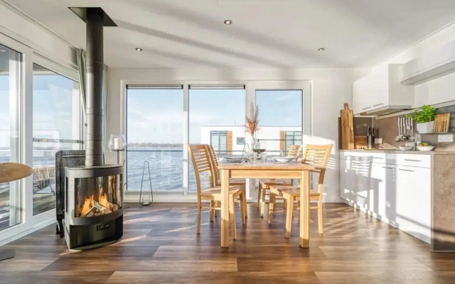 Bright Base With Coastal Access