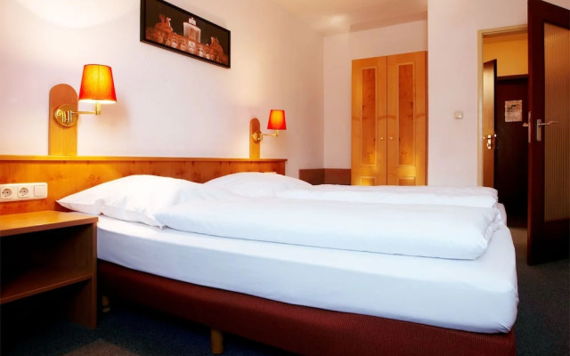 Smart Stay Hotel Schweiz (ex Hotel Schweiz)