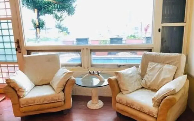 Dot King Villa