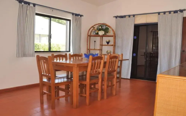 Residential Area, Private Pool, On-site Parking, Free AC & Wi-fi