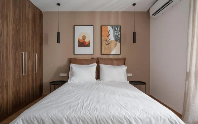 Downtown Luxury Apartment #1