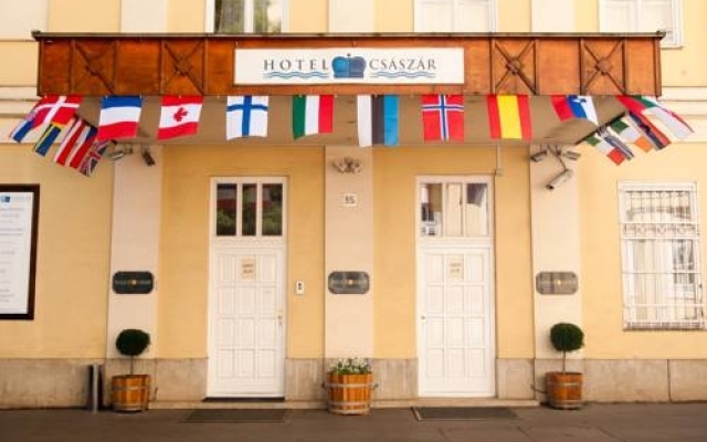 Budapest Csaszar Hotel вид на фасад