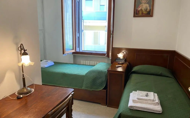 Alla Villa Liberty Bed  Breakfast