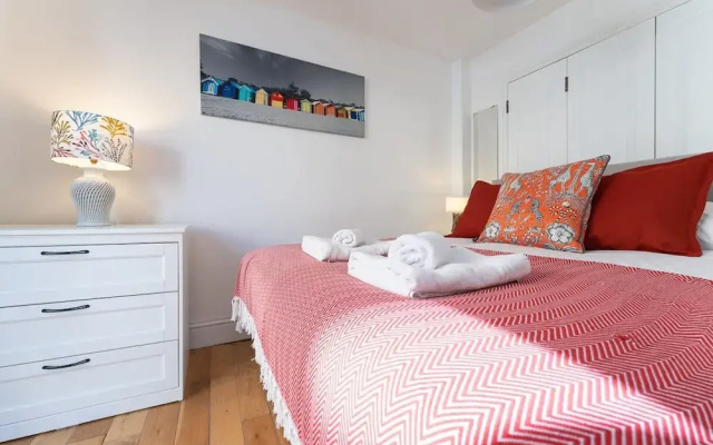 Host Stay Sunny Terrace on Robert Street