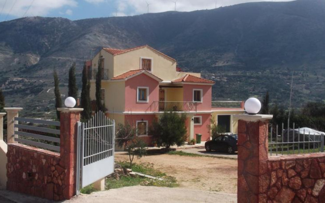 Alexandros Apartment