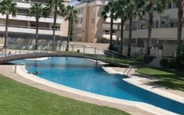 Fabulous Apartment with large pool near beach
