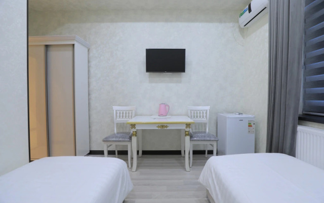 SAFIRA Hotel