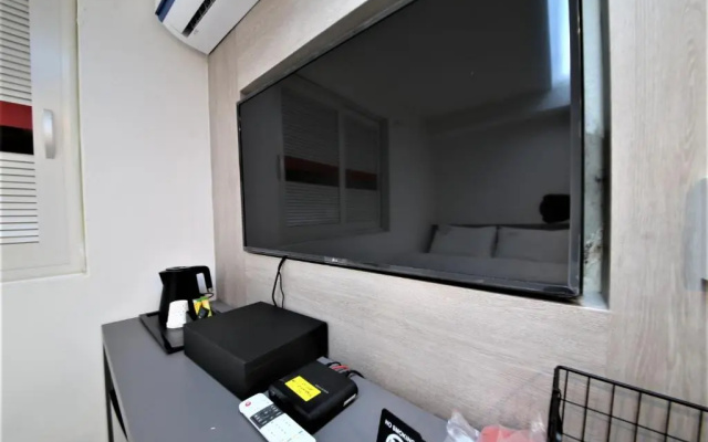 Laon Hotel