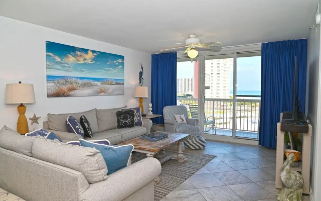 Pelican Beach 0614 2 Bedroom Condo by Pelican Beach Management