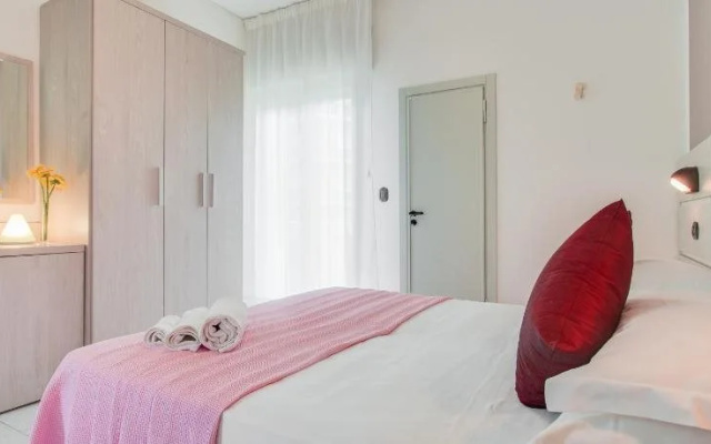 Hotel Joli