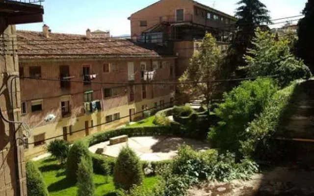 Hostal Residencia Taray