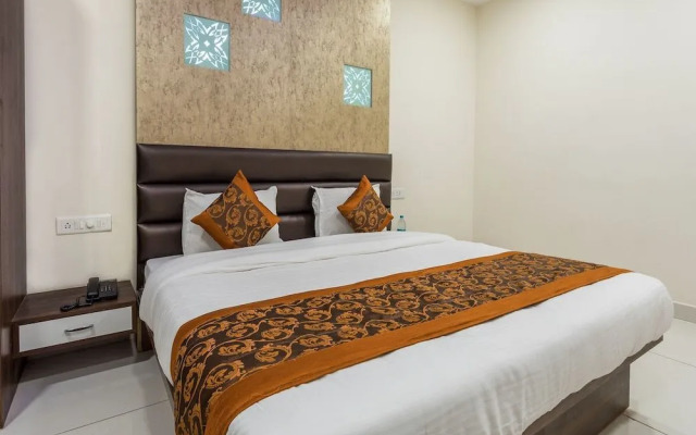 OYO Flagship 13376 Hotel Shri Vilas