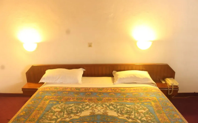 Central Hotel