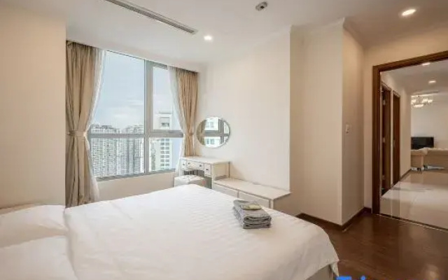 The Landmark Collection Suite