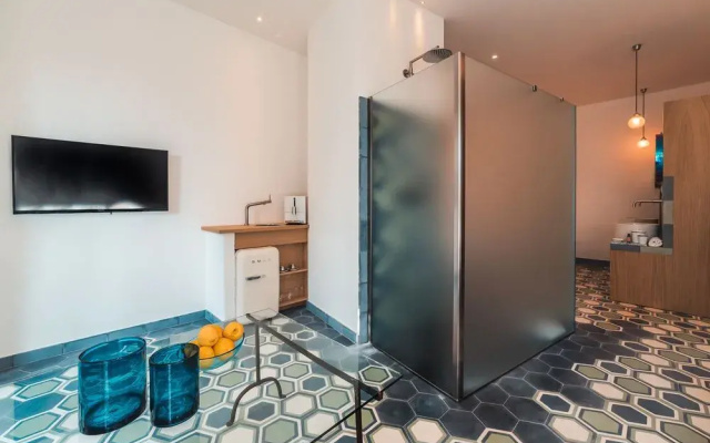 Medousa Suites