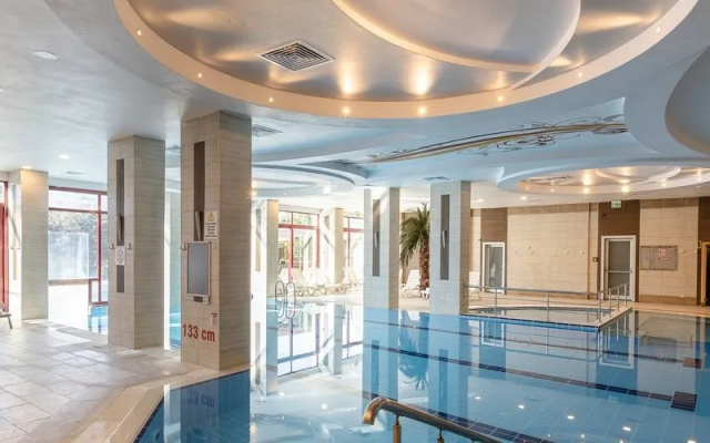 Bonjur Hotel Thermal & Wellness Club