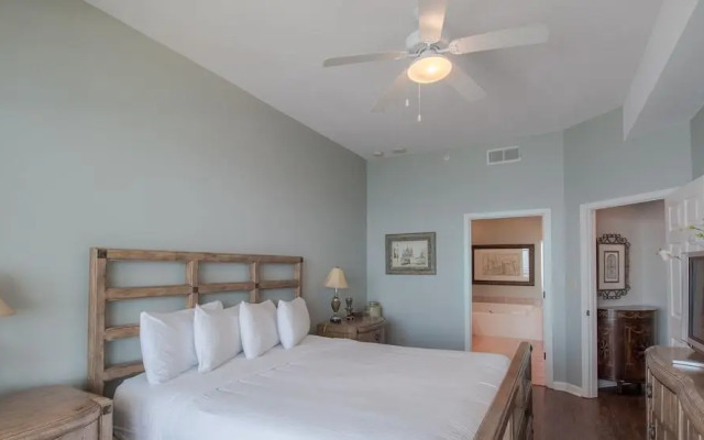 Legacy I 1305 Penthouse