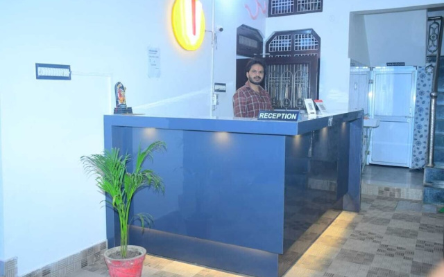 Shri Narayanam Guest House & Home Stay