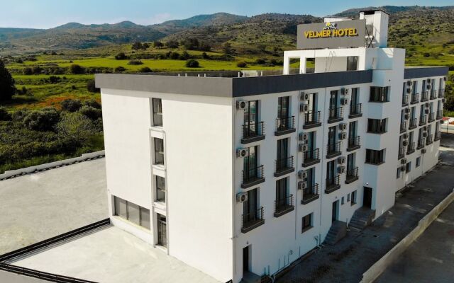 Velmer Hotel вид на фасад