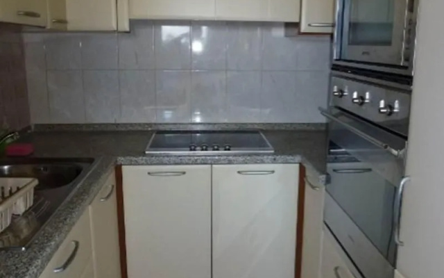 Golden View Apartments