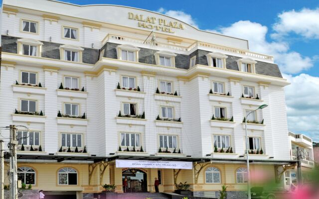 Dalat Plaza Hotel вид на фасад