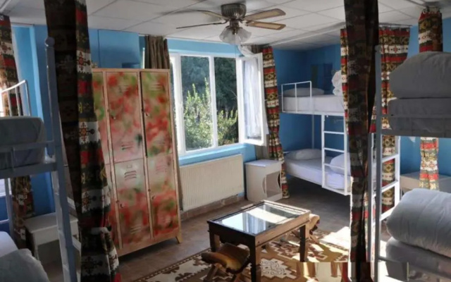 Bahaus Hostel