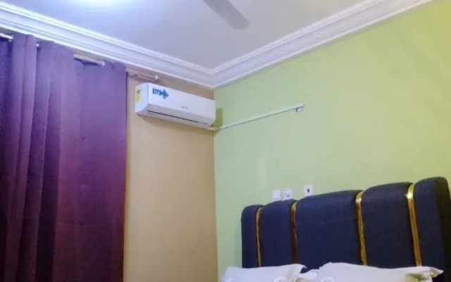 Shark's guest house