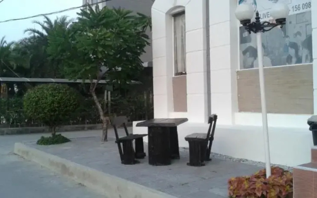 Taveechoke Place