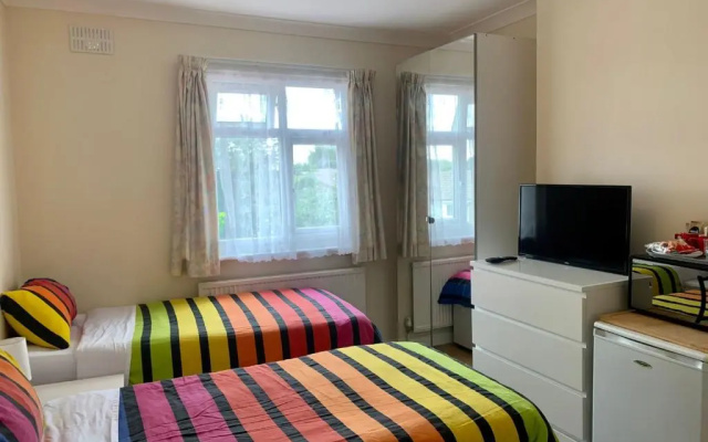 Gladstone Park Guest House