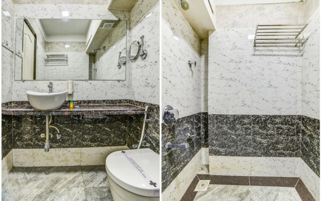 Hotel Laaiba Residency