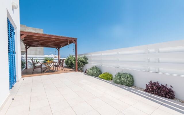 Отель Narcissos Bay View Villa Кипр, Протарас - отзывы, цены и фото номеров - забронировать отель Narcissos Bay View Villa онлайн вид на фасад