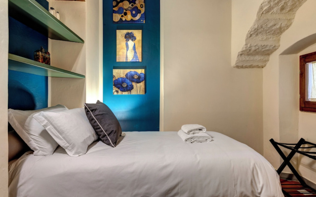 Agnese Apartment by Mamo Florence