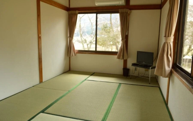 Kyo Ayabe Hotel(京 綾部ホテル)