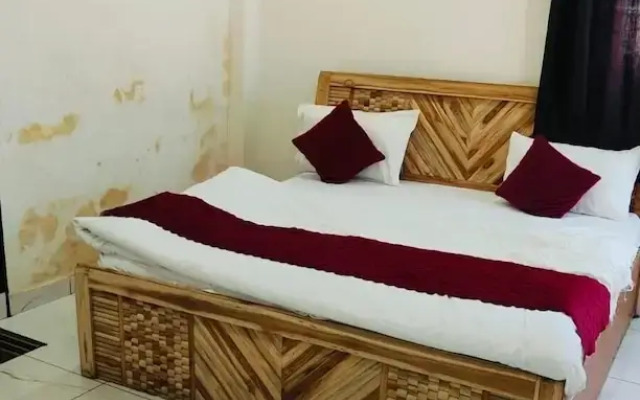 Ram Basant Hotel & Resturant